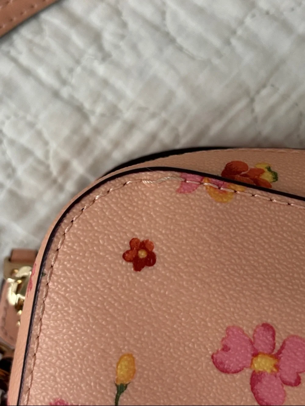 EUC Coach Mystical Floral Print Camera bag Faded Blush Pink - Picture 3 of 11